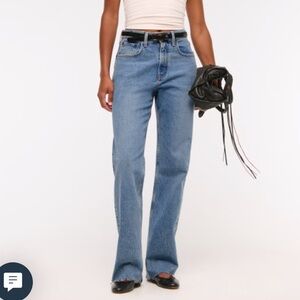 Abercrombie & Fitch Curve Love High Rise 90s Relaxed Frayed Hem Jeans **NWT**